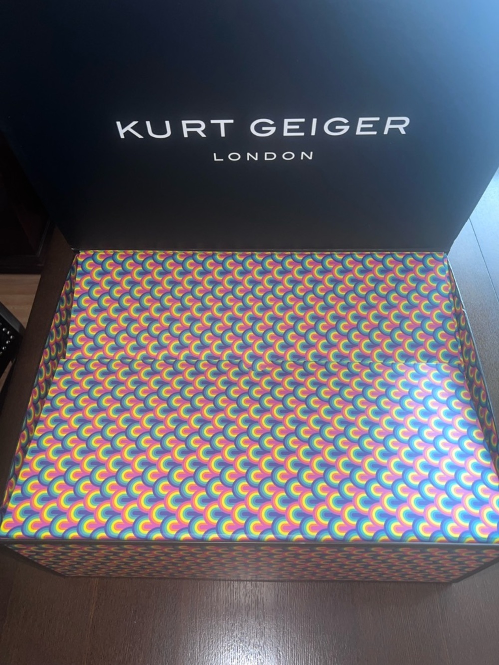 Kurt Geiger XXL Rainbow Multicolor Leather Chain Shoulder Bag NWT - Picture 16 of 17